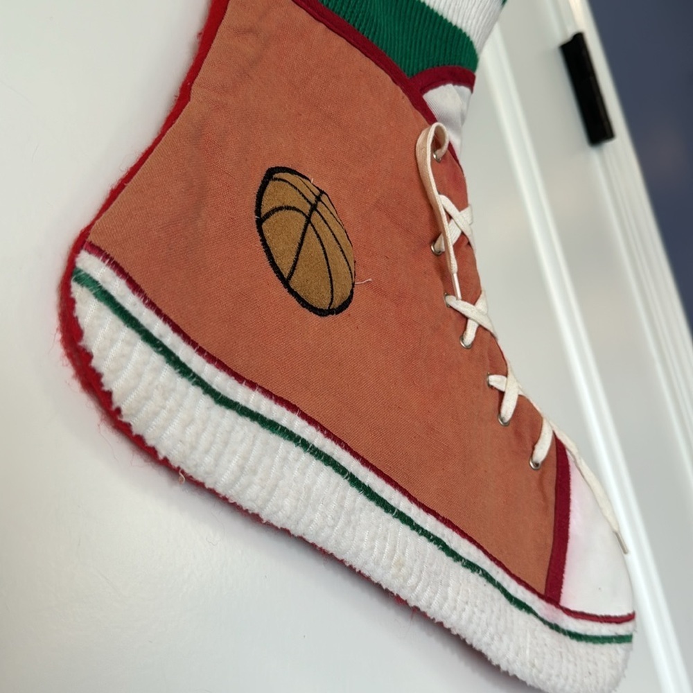 vintage basketball high top shoe christmas stocking with shoe lace green sock - Picture 4 of 9
